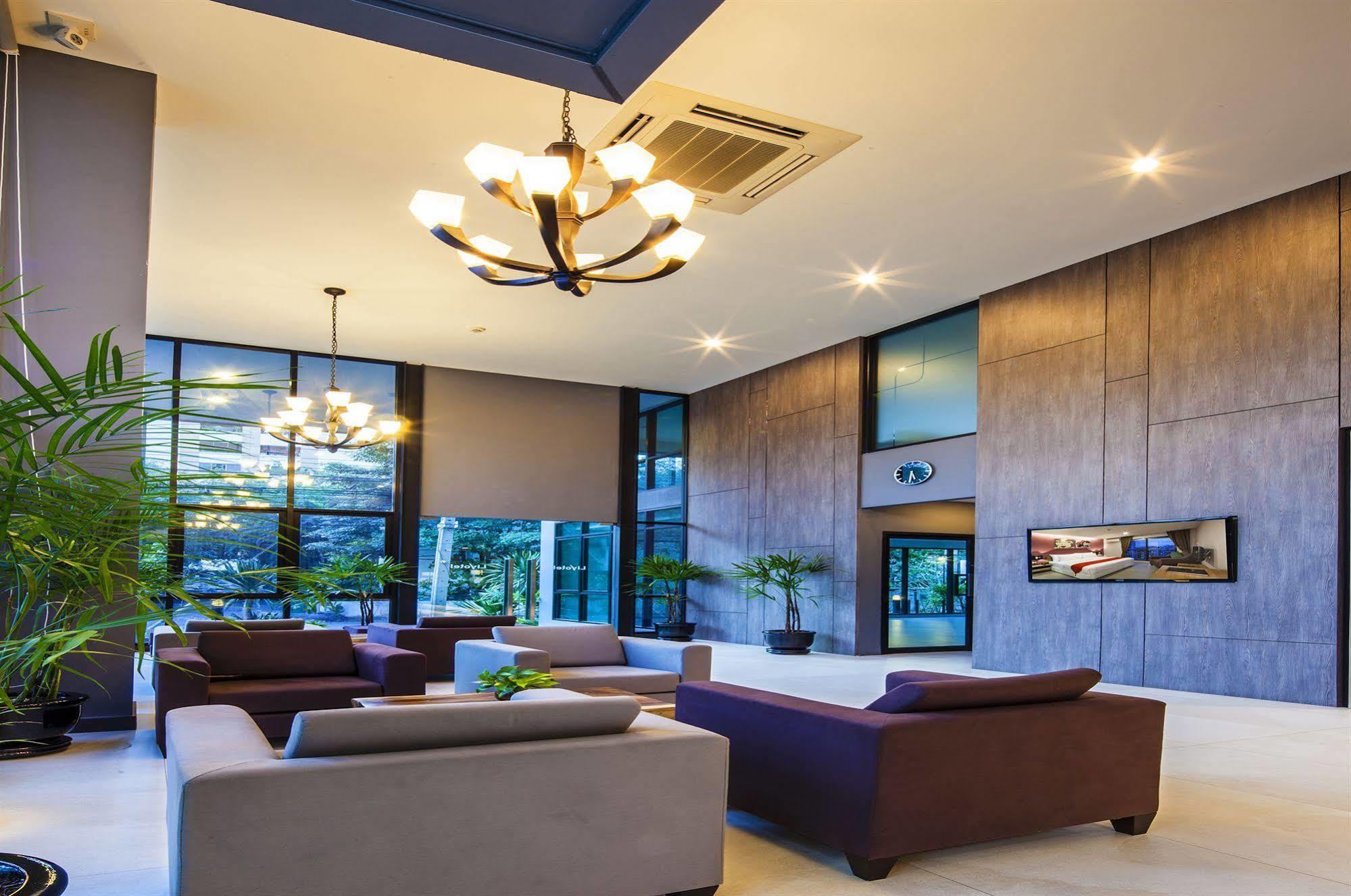 Livotel Hotel Lat Phrao Bangkok Exterior foto